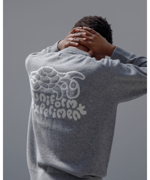 uniform experiment(ユニフォームエクスペリメント)の「INSANE CREWNECK KNIT(ニット/セーター・メンズ・ブラック/ホワイト/グレー・3/2/4)」の5枚目の写真