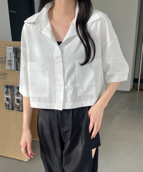 nemne store（ネンネストア）の「《Delfy》5分袖ショート丈シャツ（シャツ/ブラウス・レディース・ブラック/オフホワイト・フリー）」の4枚目の写真