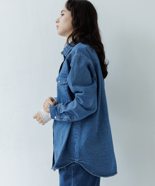 LAKOLE（ラコレ）の「デニムウエスタンBIGシャツ / 975966（シャツ/ブラウス・レディース・ブラック/ネイビー/ブルー・SMALL/MEDIUM）」の19枚目の写真