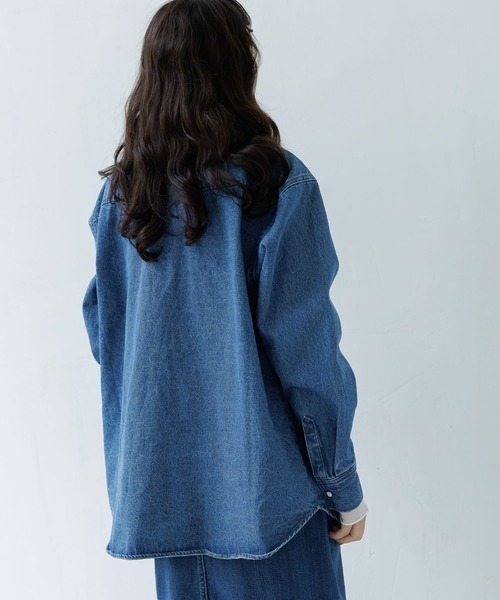 LAKOLE（ラコレ）の「デニムウエスタンBIGシャツ / 975966（シャツ/ブラウス・レディース・ブラック/ネイビー/ブルー・SMALL/MEDIUM）」の20枚目の写真