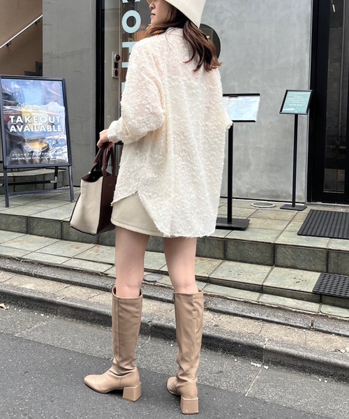 one after another NICE CLAUP(ワンアフターアナザーナイスクラップ)の「【WEB限定商品】フラワージャガードシャツ(シャツ/ブラウス・レディース・アイボリー/グレー/ネイビー/ピンク・FREE)」の9枚目の写真