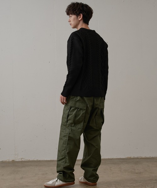 Blue Standard （ブルースタンダード）の「【BLUE STANDARD/ブルースタンダード】　軽量ウォッシャブルアランクルー  アンチピリング アラン柄 イージーケア（ニット/セーター・メンズ・杢グレー/ブルー/オフホワイト/ネイビー/ブルーグレー/ブラック・X-LARGE/SMALL/MEDIUM/LARGE）」の17枚目の写真