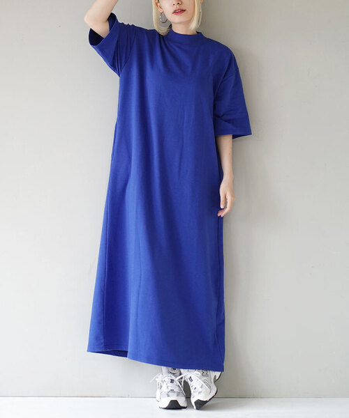 zootie（ズーティー）の「【見た目はON、着心地はOFF。】こなれリラックス 半袖ハイネックワンピース（ワンピース・レディース・ブラウン/オフホワイト/ブルー/ブラック×ホワイト/ブラック/グレイッシュベージュ/ダークブラウン/ネイビー/杢グレー/ダークグリーン・M）」の10枚目の写真