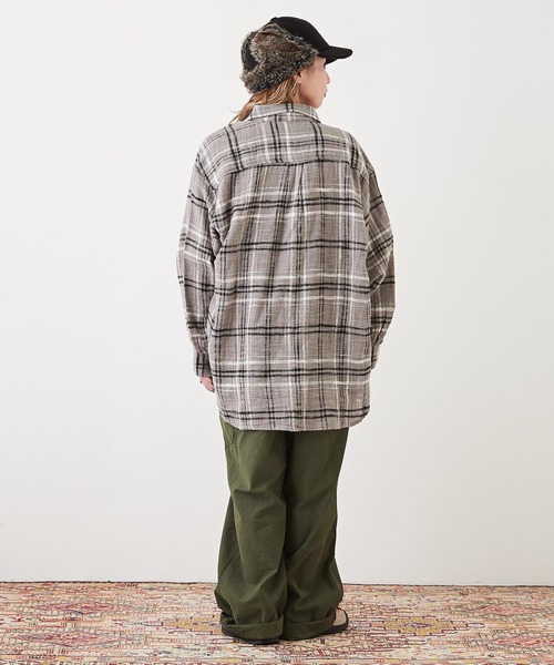 CUBE SUGAR（キューブシュガー）の「度甘ネルチェック長袖ビッグシャツ（シャツ/ブラウス・レディース・グリーン/マルチ/グレー/オレンジ/パープル・M）」の8枚目の写真