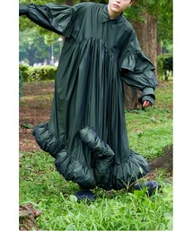 ENFOLD（エンフォルド）の「PEタフタ コクーンフリルドレス  