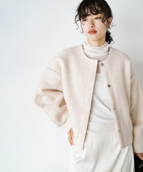 haco!（ハコ）の「ワントーンコーデも決まる！あったかくって、かっこいいショートジャケット（ノーカラージャケット・レディース・アイボリー/ブラック・SMALL/X-LARGE/LARGE/MEDIUM）」の7枚目の写真