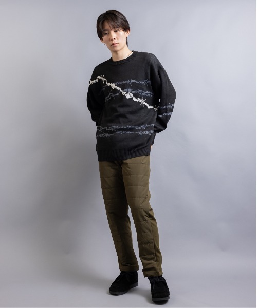 En serio TOKYO(エンソリオトーキョー)の「コットンタッチダブルジャガード 有刺鉄線モチーフ クルーネックニット(ニット/セーター・メンズ・ブラック/グレー/ネイビー・M/L)」の5枚目の写真