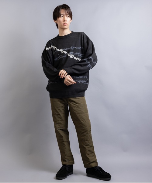 En serio TOKYO(エンソリオトーキョー)の「コットンタッチダブルジャガード 有刺鉄線モチーフ クルーネックニット(ニット/セーター・メンズ・ブラック/グレー/ネイビー・M/L)」の4枚目の写真