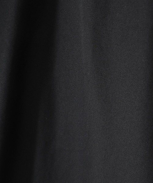 PORTER CLASSIC（ポータークラシック）の「PORTER CLASSIC / ポータークラシック：GABARDINE CARGO SHORTS：PC-027-1822[COR]（カーゴパンツ・メンズ・ブラック・L）」の3枚目の写真