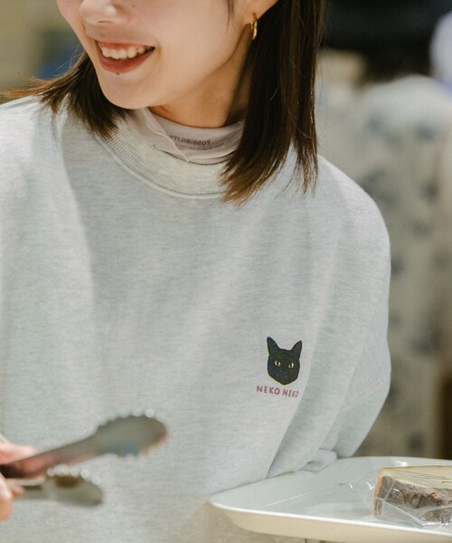 PUBLUX(パブリュクス)の「NEKONEKO × PUBLUX/パブリュクス NEKONEKO食パンスウェット(スウェット・レディース・グレー/ネイビー/チャコールグレー/アイボリー・L/S/M)」の21枚目の写真