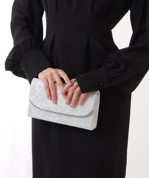 Lace Ladies(レースレディース)の「総レース メタリックバー付き スクエア クラッチ バッグ(クラッチバッグ・レディース・アイボリー/グレー/ブラック・FREE)」の16枚目の写真