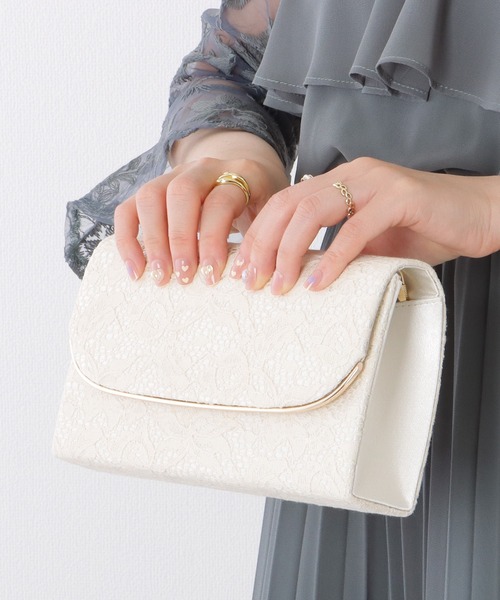 Lace Ladies(レースレディース)の「総レース メタリックバー付き スクエア クラッチ バッグ(クラッチバッグ・レディース・アイボリー/グレー/ブラック・FREE)」の20枚目の写真