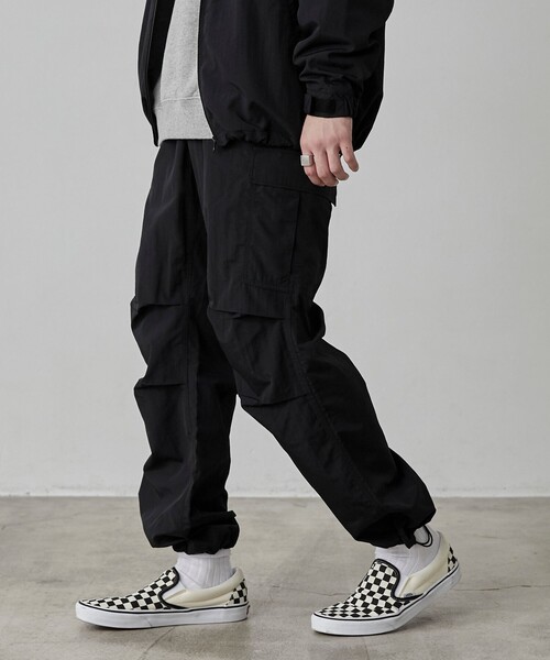 coen（コーエン）の「ナイロングログランルーズカーゴパンツ（カーゴパンツ・メンズ・ダークグレー/ブラック・L/M/S/XL）」の6枚目の写真