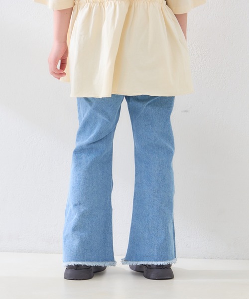 CIAOPANIC TYPY(チャオパニックティピー)の「【新色追加】【KIDS】【TYPY DENIM】甘織り裾フリンジフレアデニム(デニムパンツ・キッズ・サックスブルー/ネイビー/ブラック・SMALL/MEDIUM/LARGE/X-LARGE/XX-LARGE)」の11枚目の写真