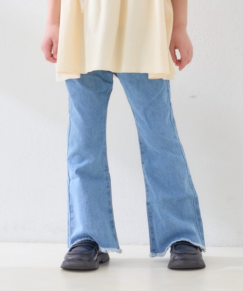 CIAOPANIC TYPY(チャオパニックティピー)の「【新色追加】【KIDS】【TYPY DENIM】甘織り裾フリンジフレアデニム(デニムパンツ・キッズ・サックスブルー/ネイビー/ブラック・SMALL/MEDIUM/LARGE/X-LARGE/XX-LARGE)」の4枚目の写真