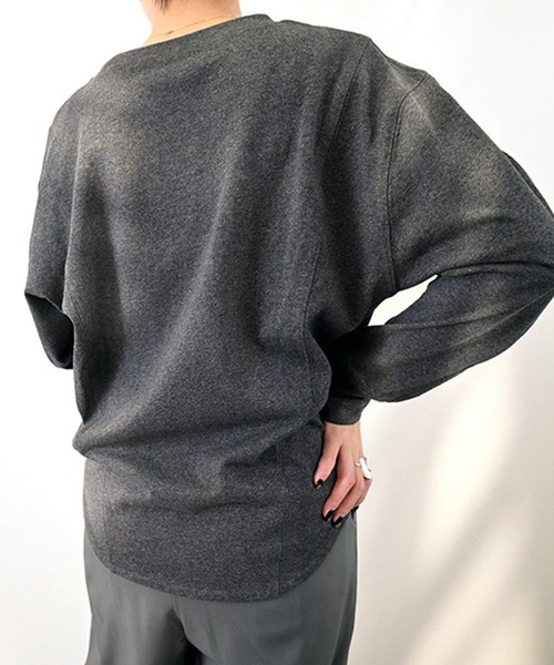STYLEBLOCK(スタイルブロック)の「天竺ラウンドシルエットトップス(Tシャツ/カットソー・レディース・チャコールグレー/ライトベージュ/ホワイト・M)」の7枚目の写真