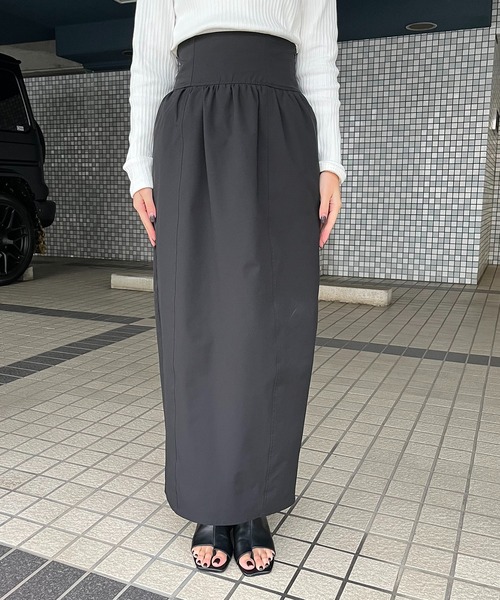 CAPRICIEUX LE'MAGE(カプリシューレマージュ)の「ハイウエストコクーンスカート(スカート・レディース・ブラック/ベージュ・36/38)」の15枚目の写真