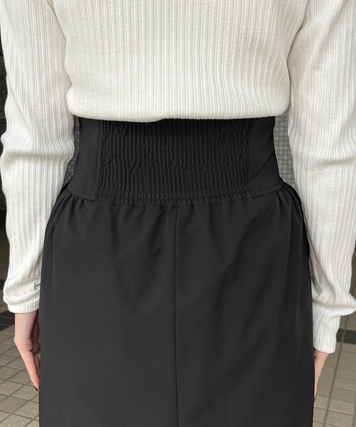 CAPRICIEUX LE'MAGE(カプリシューレマージュ)の「ハイウエストコクーンスカート(スカート・レディース・ブラック/ベージュ・36/38)」の21枚目の写真