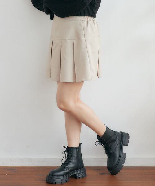 RETRO GIRL(レトロガール)の「ボックスプリーツミニSK(スカート・レディース・ブラック/ライトベージュ/ライトグレー・FREE)」の21枚目の写真