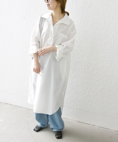 SHIPS any（シップス エニィ）の「SHIPS any:〈洗濯機可能〉REPREVE オープンカラー サック シャツ ワンピース（シャツワンピース・レディース・ホワイト/ネイビー/ブルー・ONE SIZE）」の8枚目の写真