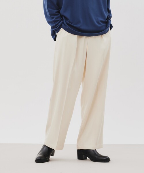 tk.TAKEO KIKUCHI(ティーケータケオキクチ)の「◆【WEB限定】ワイドスラックス(スラックス・メンズ・オフホワイト/チャコールグレー/ダークグリーン/ブラック・01/02/03)」の2枚目の写真