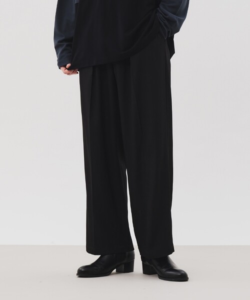 tk.TAKEO KIKUCHI(ティーケータケオキクチ)の「◆【WEB限定】ワイドスラックス(スラックス・メンズ・オフホワイト/チャコールグレー/ダークグリーン/ブラック・01/02/03)」の3枚目の写真