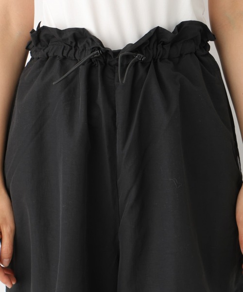 LEPSIM(レプシィム)の「ラインパラシュートパンツ 987521(その他パンツ・レディース・オレンジ/アイボリー/ブラック/グレー・FREE)」の12枚目の写真