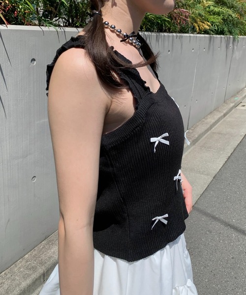 SHEPP(シープ)の「リボン付き フリルショートタンクトップ / スクエアネック / ブラ紐隠し(タンクトップ・レディース・ピンク/アイボリー/ブラック/サックスブルー/ホワイト・FREE)」の22枚目の写真