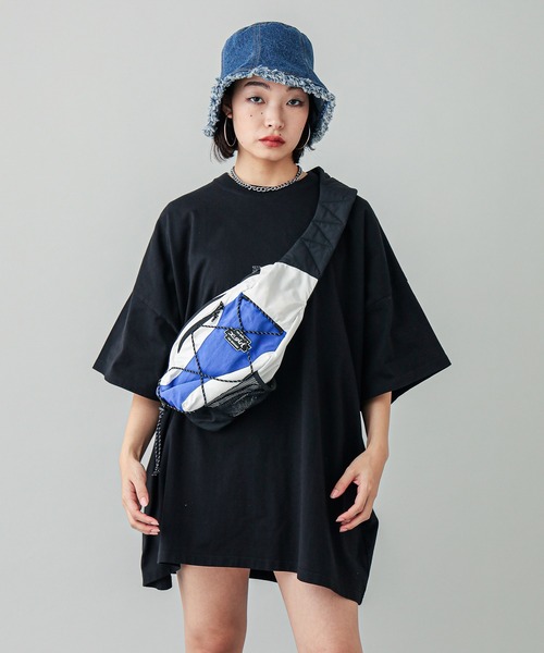 X-girl（エックスガール）の「RETRO DENIM BUCKET HAT（ハット・レディース・インディゴブルー・ONE SIZE）」の14枚目の写真