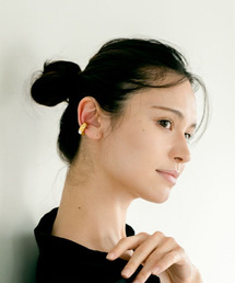 ROOM（-）の「big pearl cuff（イヤーカフ）」