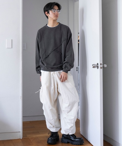 COLIN（コリン）の「COLIN:NYLON DRAWSTRING CARGO PANTS /ナイロン ドロスト カーゴ パンツ（カーゴパンツ・メンズ・ホワイト/ブラック/オリーブ・M/L）」の4枚目の写真