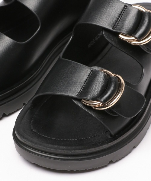 LEPSIM（レプシィム）の「フェイクレザー2ベルトサンダル　996286（サンダル・レディース・アイボリー/ブラック/シルバー・LARGE/MEDIUM）」の11枚目の写真