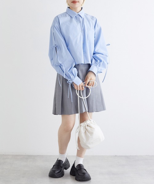 w closet（ダブルクローゼット）の「袖リボンショート丈シャツ（シャツ
