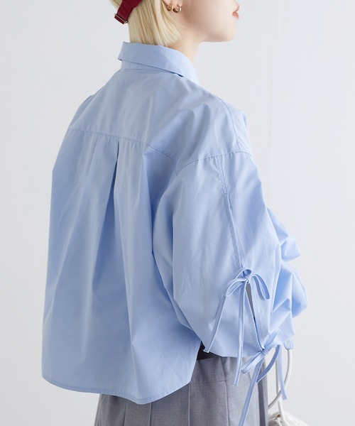 w closet(ダブルクローゼット)の「袖リボンショート丈シャツ(シャツ/ブラウス・レディース・サックスブルー系1/ブルー系その他/オフホワイト・FREE)」の21枚目の写真