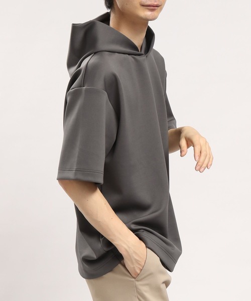 GLOBAL WORK Smile Seed Store（グローバルワーク スマイルシードストア）の「ダンボールスウェットパーカー半袖/181002（パーカー・メンズ・ブラック/チャコール/ネイビー/ベージュ・MEDIUM/LARGE/SMALL/X-LARGE）」の14枚目の写真