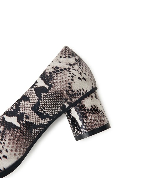 SY UNITED ARROWS（シーユナイテッドアローズ）の「＜SY＞トゥキャップ スクエア パンプス50●↑（パンプス・レディース・ナチュラル/ブラック/その他1・22cm/22.5cm/23cm/23.5cm/24cm/24.5cm/25cm）」の8枚目の写真