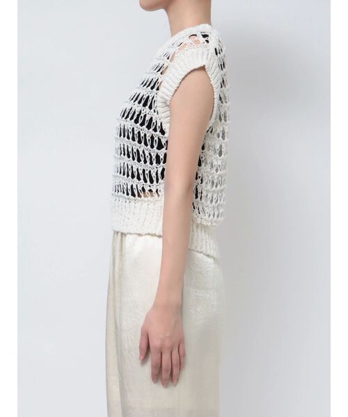 EMODA(エモダ)の「ブレイドメッシュタンクトップ(タンクトップ・レディース・ブラック/グレー/ホワイト/ブルー・FREE)」の15枚目の写真