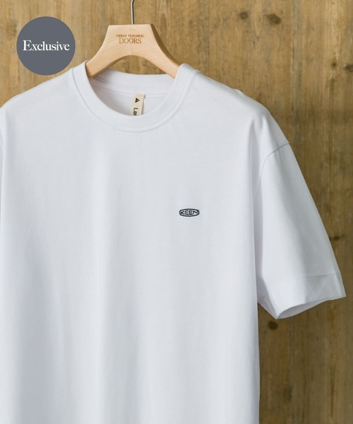 KEEN(キーン)の「『別注』KEEN×DOORS CAMP PHOTO T-shirts(Tシャツ/カットソー・メンズ・ブラック/ホワイト/グレー/ブルー・MEDIUM/LARGE/X-LARGE)」の1枚目の写真