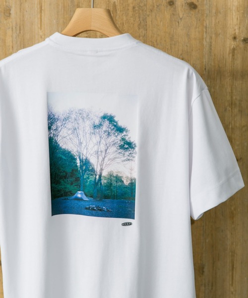 KEEN(キーン)の「『別注』KEEN×DOORS CAMP PHOTO T-shirts(Tシャツ/カットソー・メンズ・ブラック/ホワイト/グレー/ブルー・MEDIUM/LARGE/X-LARGE)」の6枚目の写真