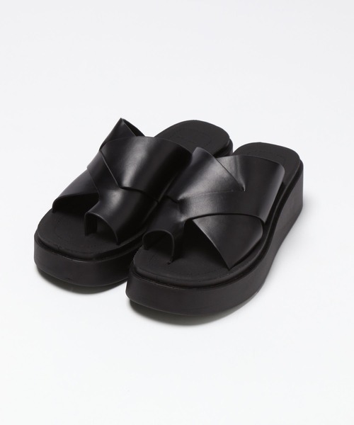 niko and...(ニコアンド)の「オリジナル厚底トングサンダル(サンダル・レディース・キャメル/アイボリー/ブラック/ブラック系その他/シルバー/アイボリー系・SMALL/MEDIUM/LARGE)」の13枚目の写真