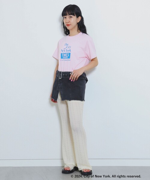 Ray BEAMS（レイビームス）の「NYC × GOOD ROCK SPEED × Ray BEAMS / 別注 NYC Tシャツ（Tシャツ/カットソー・レディース・サックスブルー/ピンク・ONE SIZE）」の5枚目の写真