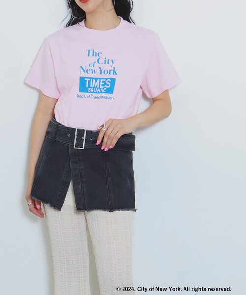 Ray BEAMS（レイビームス）の「NYC × GOOD ROCK SPEED × Ray BEAMS / 別注 NYC Tシャツ（Tシャツ/カットソー・レディース・サックスブルー/ピンク・ONE SIZE）」の6枚目の写真