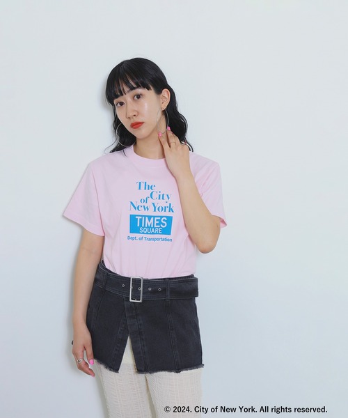 Ray BEAMS（レイビームス）の「NYC × GOOD ROCK SPEED × Ray BEAMS / 別注 NYC Tシャツ（Tシャツ/カットソー・レディース・サックスブルー/ピンク・ONE SIZE）」の17枚目の写真