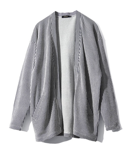 SOMEDIFF(サムディフ)の「【SOMEDIFF】シアサッカーボタンレスカーディガン メンズ(カーディガン/ボレロ・メンズ・ブラック/ホワイト/ネイビー/ホワイト×ネイビー・S/M/L/XL)」の6枚目の写真