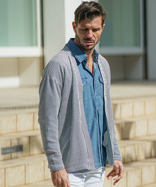 SOMEDIFF(サムディフ)の「【SOMEDIFF】シアサッカーボタンレスカーディガン メンズ(カーディガン/ボレロ・メンズ・ブラック/ホワイト/ネイビー/ホワイト×ネイビー・S/M/L/XL)」の15枚目の写真