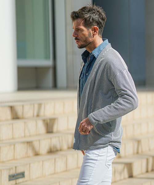 SOMEDIFF(サムディフ)の「【SOMEDIFF】シアサッカーボタンレスカーディガン メンズ(カーディガン/ボレロ・メンズ・ブラック/ホワイト/ネイビー/ホワイト×ネイビー・S/M/L/XL)」の17枚目の写真