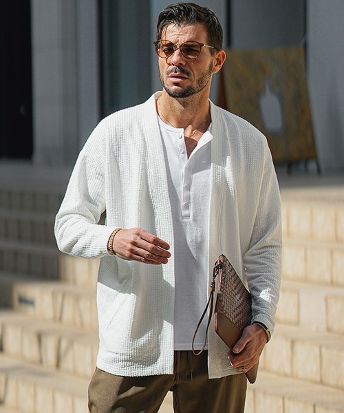 SOMEDIFF(サムディフ)の「【SOMEDIFF】シアサッカーボタンレスカーディガン メンズ(カーディガン/ボレロ・メンズ・ブラック/ホワイト/ネイビー/ホワイト×ネイビー・S/M/L/XL)」の12枚目の写真