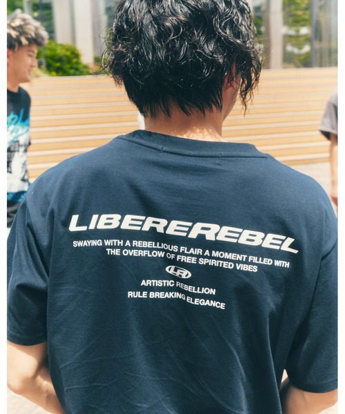 LIBERE（リベーレ）の「『LIBERE REBLE』REBEL LOGO TEE（Tシャツ/カットソー・メンズ・ホワイト/ネイビー/ブラック・LARGE/MEDIUM/SMALL）」の3枚目の写真
