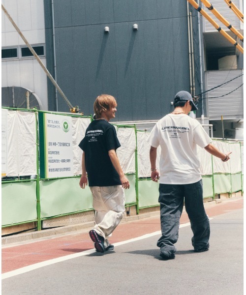 LIBERE（リベーレ）の「『LIBERE REBLE』REBEL LOGO TEE（Tシャツ/カットソー・メンズ・ホワイト/ネイビー/ブラック・LARGE/MEDIUM/SMALL）」の11枚目の写真
