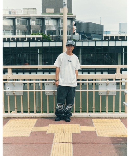 LIBERE（リベーレ）の「『LIBERE REBLE』REBEL LOGO TEE（Tシャツ/カットソー・メンズ・ホワイト/ネイビー/ブラック・LARGE/MEDIUM/SMALL）」の10枚目の写真